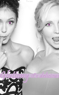 Persephone, déesse de photofiltre ? Haha 700889Candice_Accola_and_Nina_Dobrev02