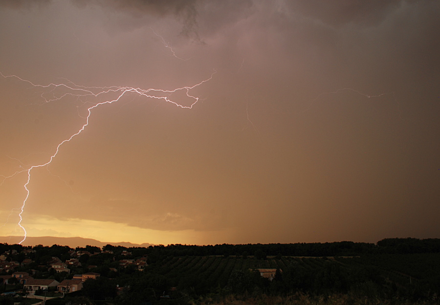 Photo de mes chasses aux orages de l'année 2009 733726impact_2