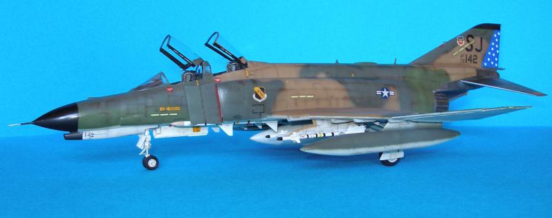 F-4B PHANTOM II ACADEMY 1/48 - Page 2 751040jkio74