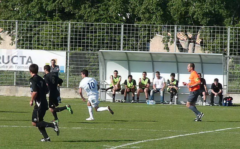 OLYMPIQUE DE MARSEILLE A LA UNE LES HONNEURS A LA DEUX LA DIVISION D "HONNEUR - Page 3 795005P1080902