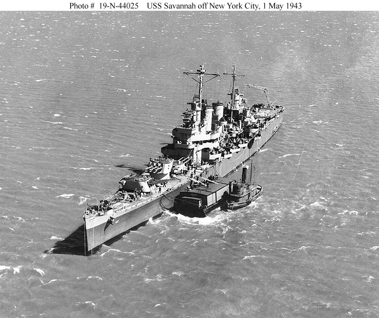 USN CROISEURS LEGERS CLASSE BROOKLYN 824221USS_Savannah_1943