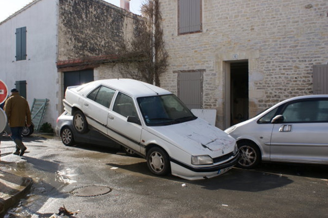 Tempête Xynthia – l’Ile de Ré et la « mémoire de l’eau »… - Page 2 9525136