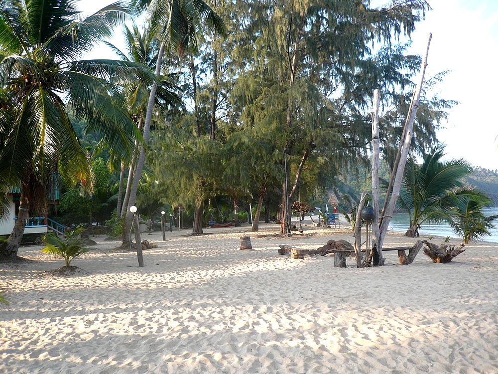 koh phangan 9828132009__MAEHAAD_PLAGE_DEVANT_SWEET_HOME_1_Red