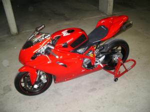 DUCATI 848 (et mon ex petite hornet  moi) - Page 8 Mini_9662561