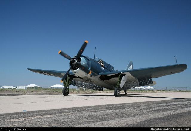 CURTISS SB2C HELLDIVER 116666Helldiver_2