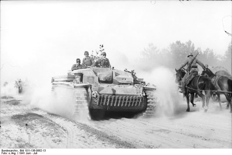 Sturmgeschütz III  ou Sd.Kfz 142 1505262