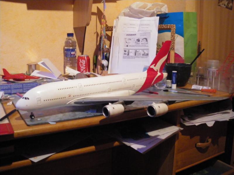 Qantas A380 1/125 : FINI - Page 2 215691Risoul_11_009