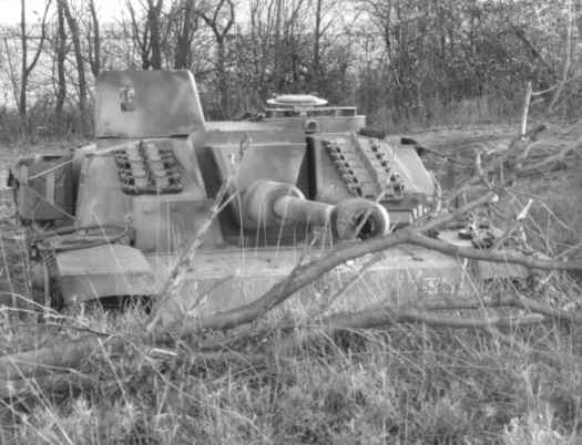 Sturmgeschütz III  ou Sd.Kfz 142 25418030
