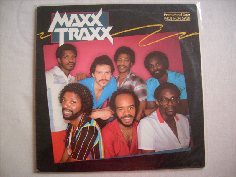 LP-MAXX TRAXX-SAME-1982-PULSE REC 261201max1