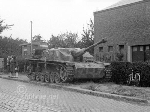 Sturmgeschütz III  ou Sd.Kfz 142 31477734