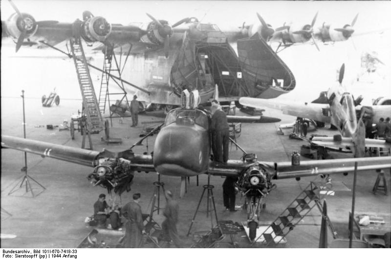 Messerschmitt Me 323 33879923