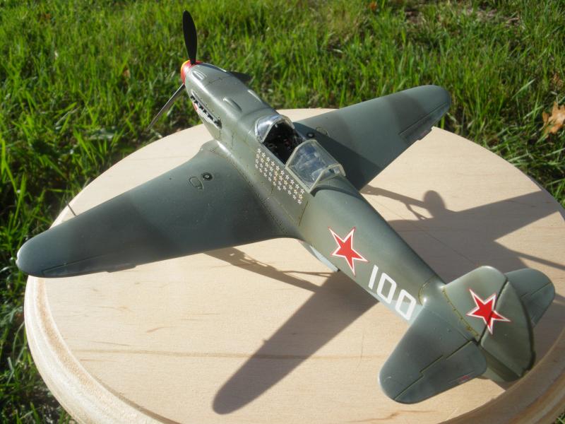 Yak-3  Eduard 1/48éme 42676fini_1