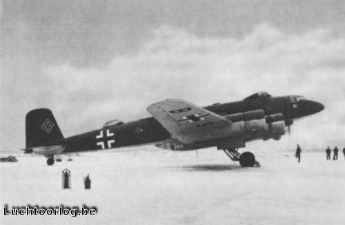 Focke-Wulf Fw 200 43843518