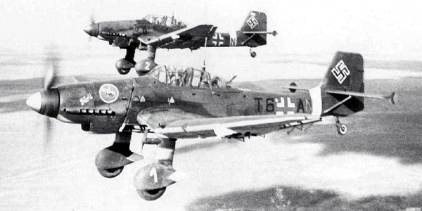 Junkers Ju 87 " Stuka " 44225820