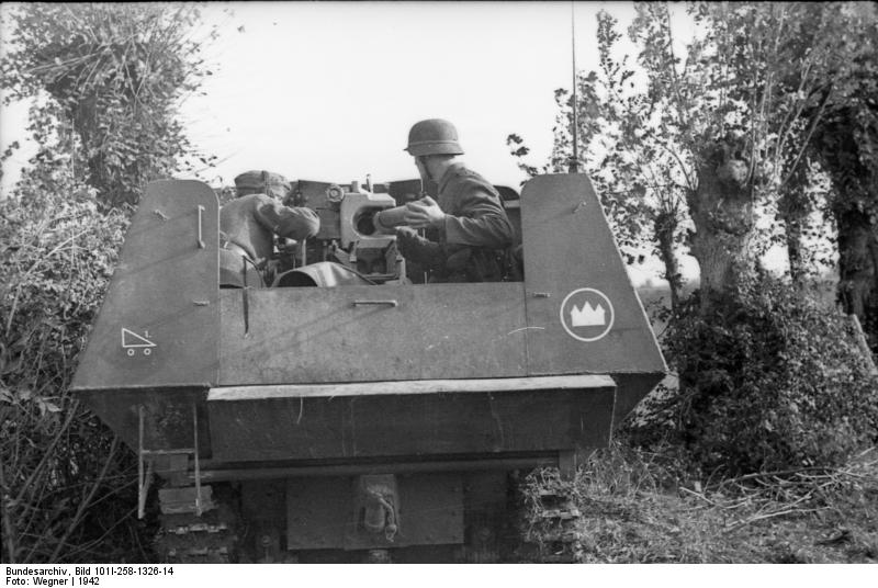 Sd. Kfz. 135 ou "Marder I" et "Lorraine Schlepper" 48268215