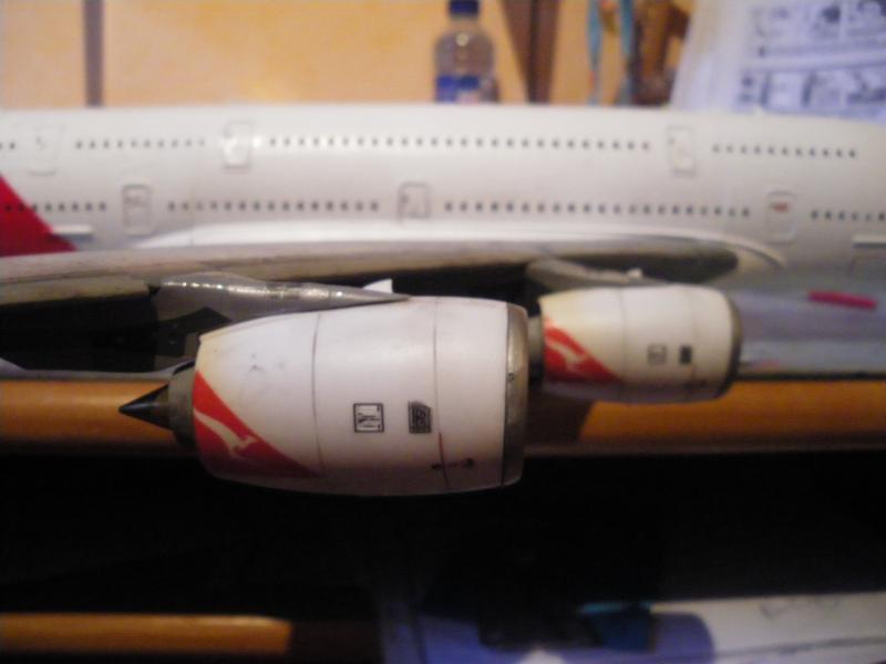 Qantas A380 1/125 : FINI - Page 2 491115Risoul_11_014