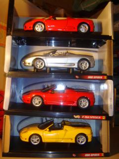 ma collection de Ferrari 584329ferrari_1_18e_009