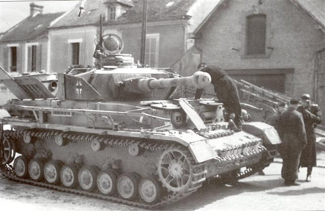 PzKpfW IV ou Sd.Kfz 161 64714738