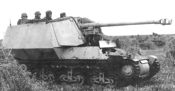 Sd. Kfz. 135 ou "Marder I" et "Lorraine Schlepper" 65422313