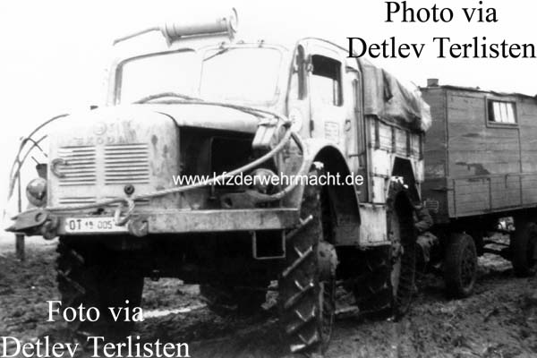 Tracteur chenillé Radschlepper Ost Skoda 6634148