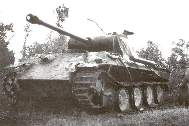 PzKpfw V ou Sd.Kfz. 171 " Panther " 66644919