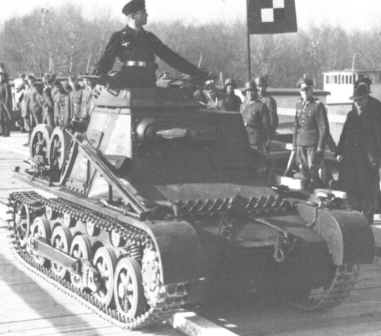 PzKpfw I ou Sd. Kfz. 101 6867863