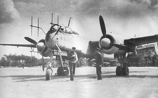 Heinkel He 219 " Uhu " 6890261