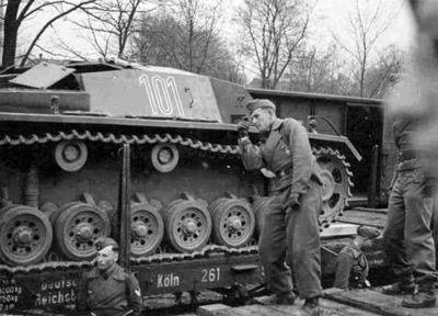 Sturmgeschütz III  ou Sd.Kfz 142 73307224