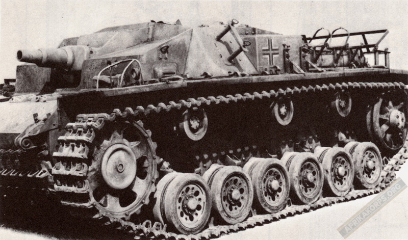 Sturmgeschütz III  ou Sd.Kfz 142 81037513