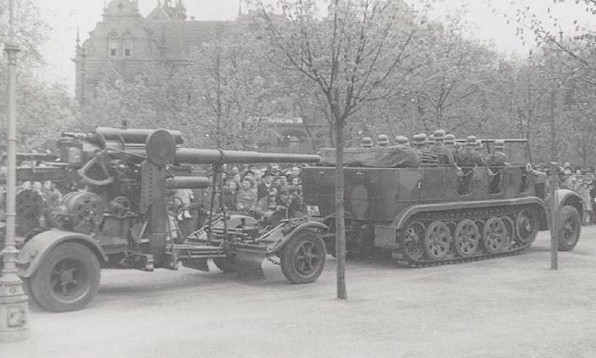 Sdkfz 7, tracteur semi-chenillé 81705523