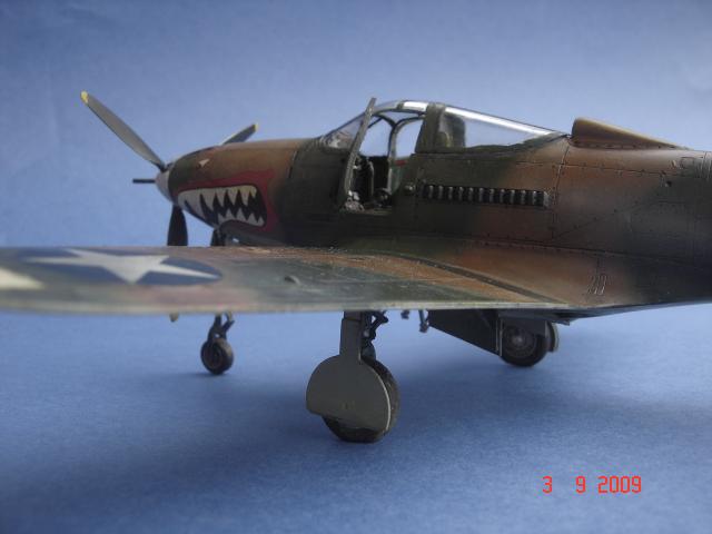 P 400 Airacobra Hasegawa 1/48e 890688septembre2009_063