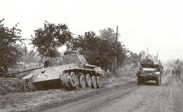 PzKpfw V ou Sd.Kfz. 171 " Panther " 93510724