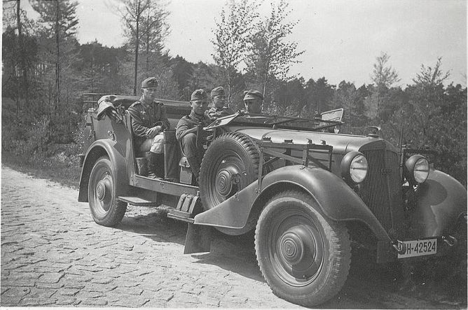 Les véhicules de marque Horch 96012121