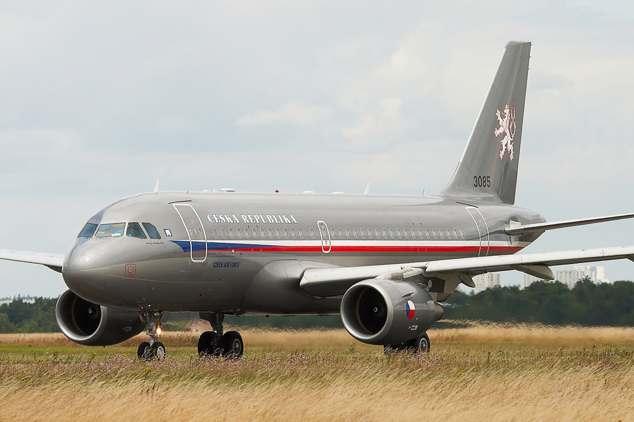 [23/06/2011] A319 (3085) Czech Air Force  I1tw