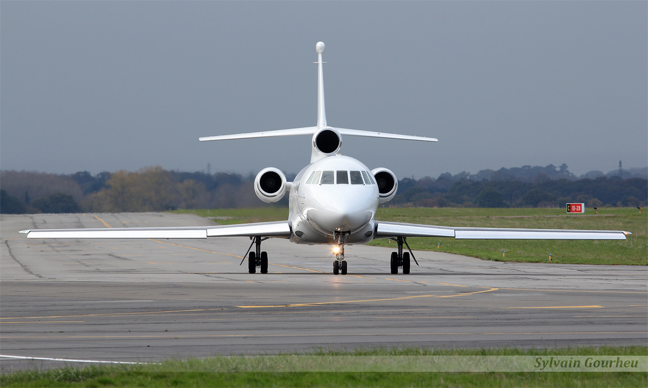 france - Falcon 900 F-RAFP & Divers le 23.11.13 - Page 2 Vl27