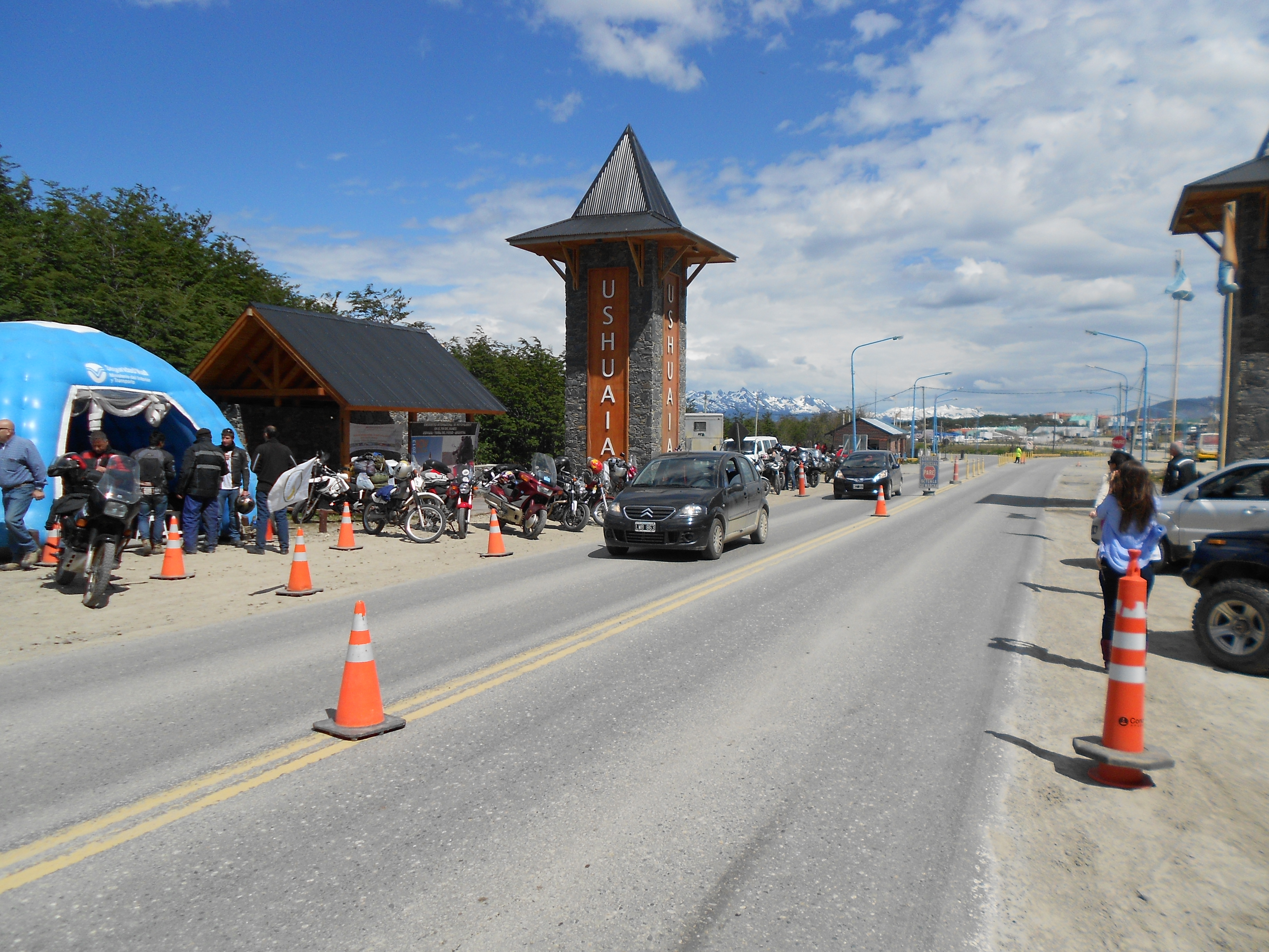 Viajando en Moto. En Ushuaia 0ip2