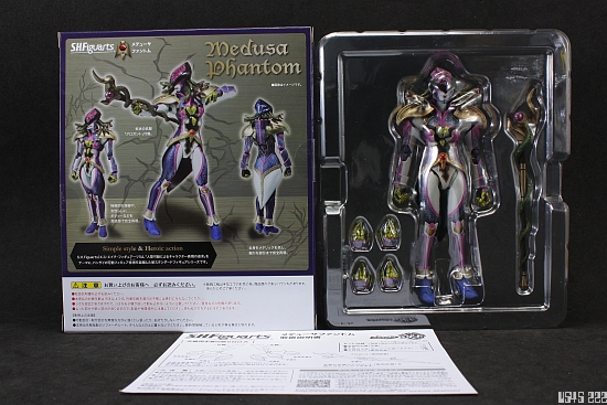 [Review] S.H. Figuarts Medusa Phantom 5yqn