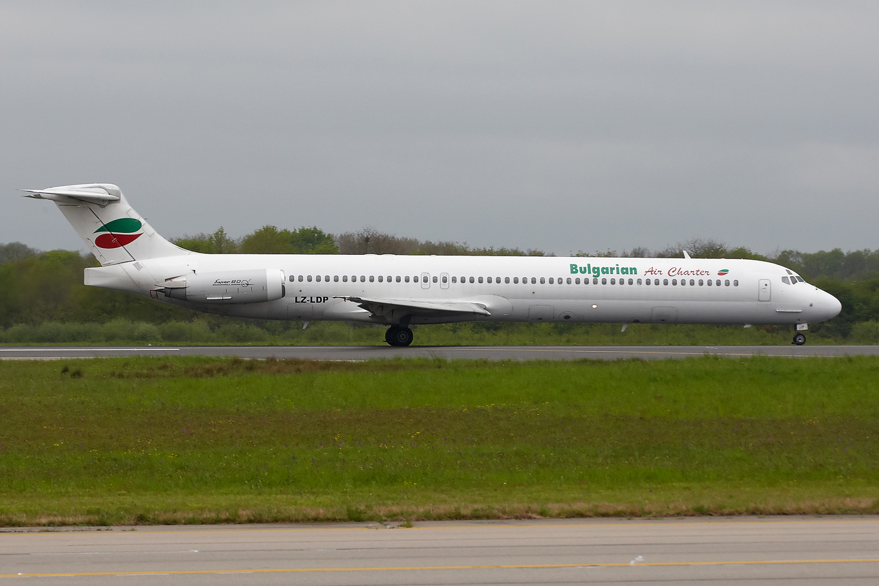 [19/04/2013] McDonnell Douglas MD-82 (LZ-LDP) Bulgarian Air Charter Dn8w