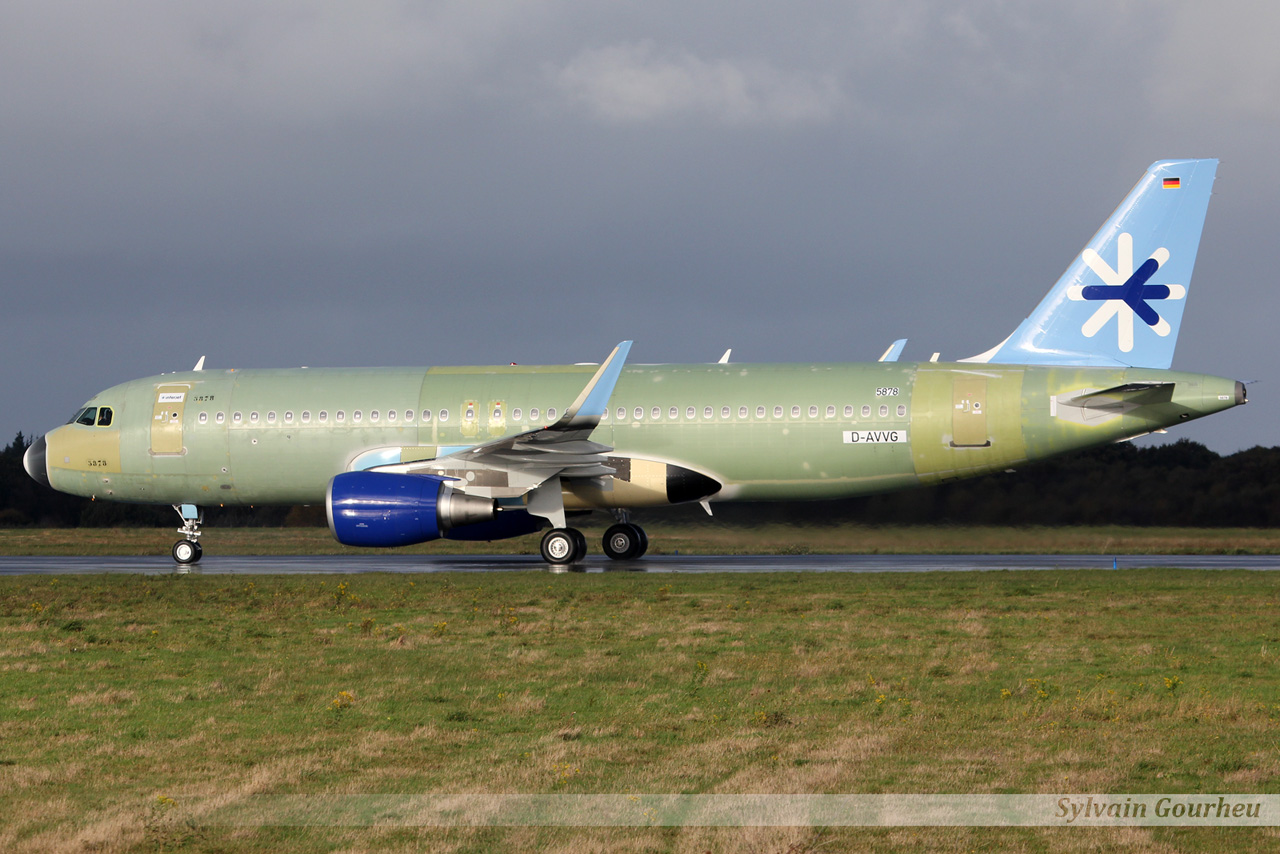 Airbus A320-214SL Interjet XA-LHG / D-AVVG le 08.11.13 88eb