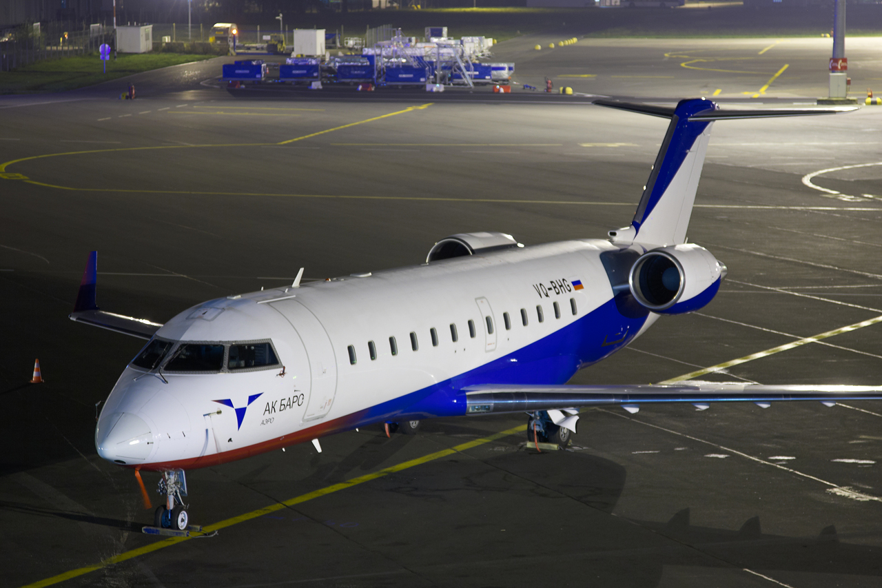 [14/11/2011] Bombardier CRJ200 (VQ-BHG) Ak Bars Aero Y1o5