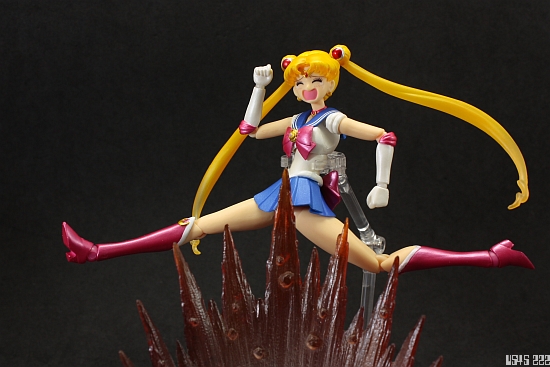 [Review] S.H. Figuarts Sailor Moon Eviy