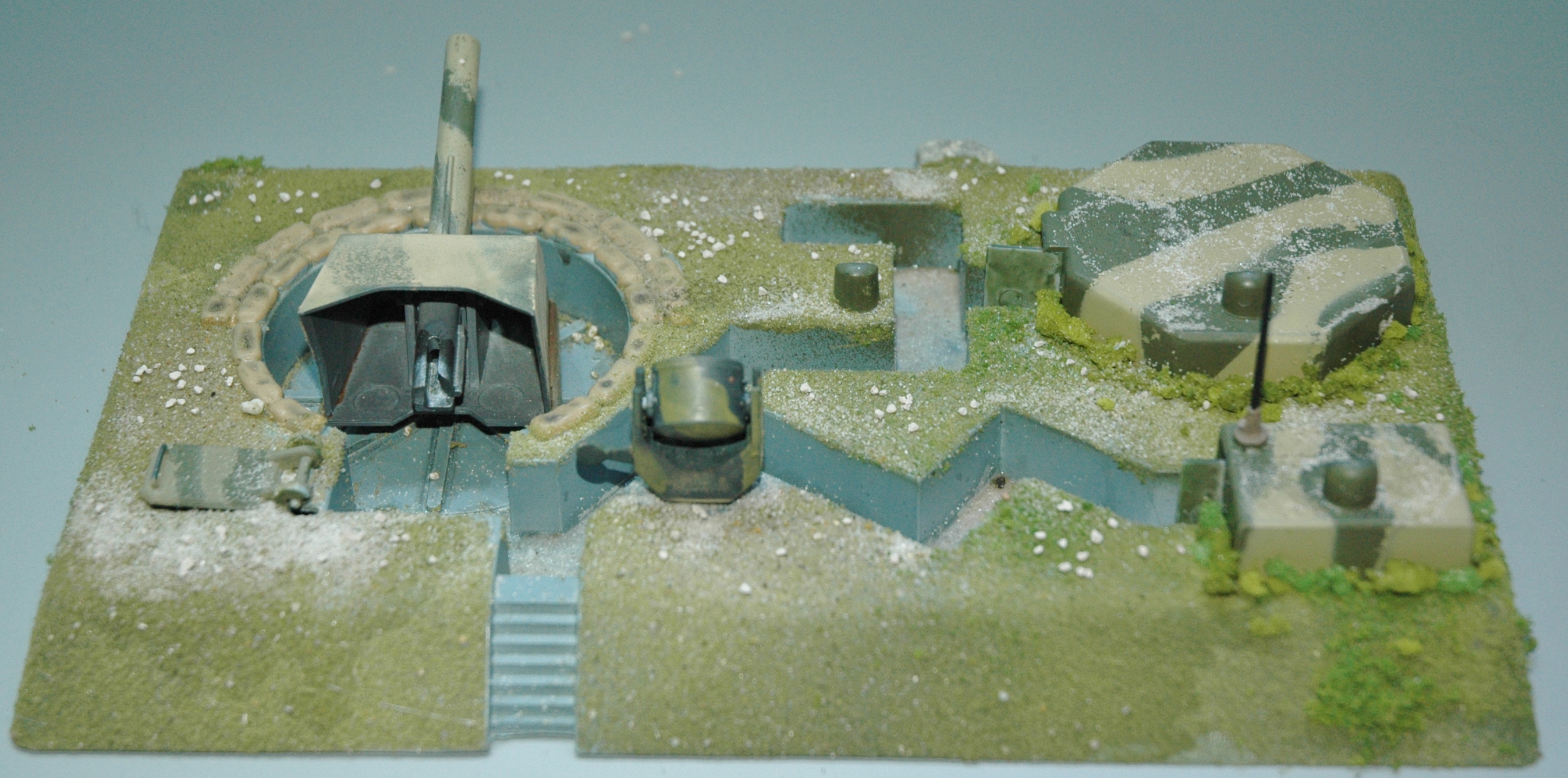 GUN EMPLACEMENT FORT , AIRFIX 1/72 Dsc8627