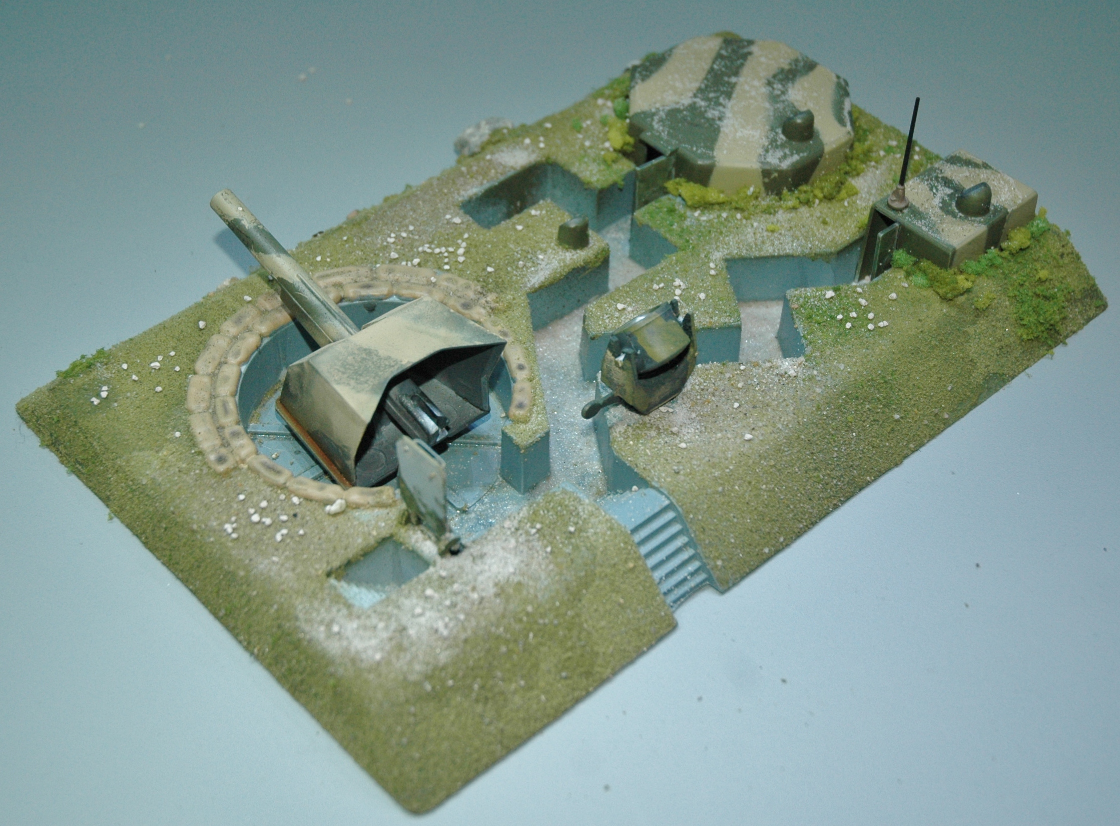 GUN EMPLACEMENT FORT , AIRFIX 1/72 Dsc8628k