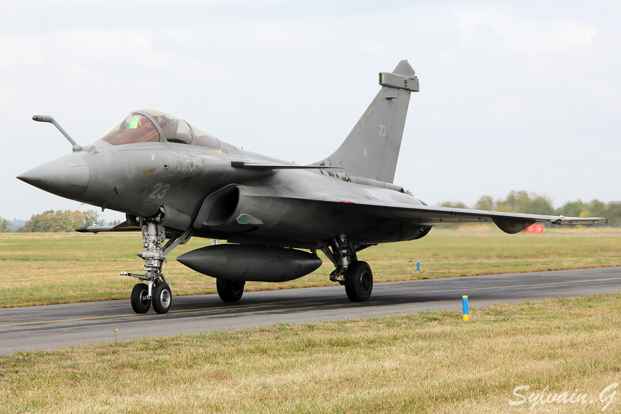 Rennes Airshow 2012 - Page 39 77851544