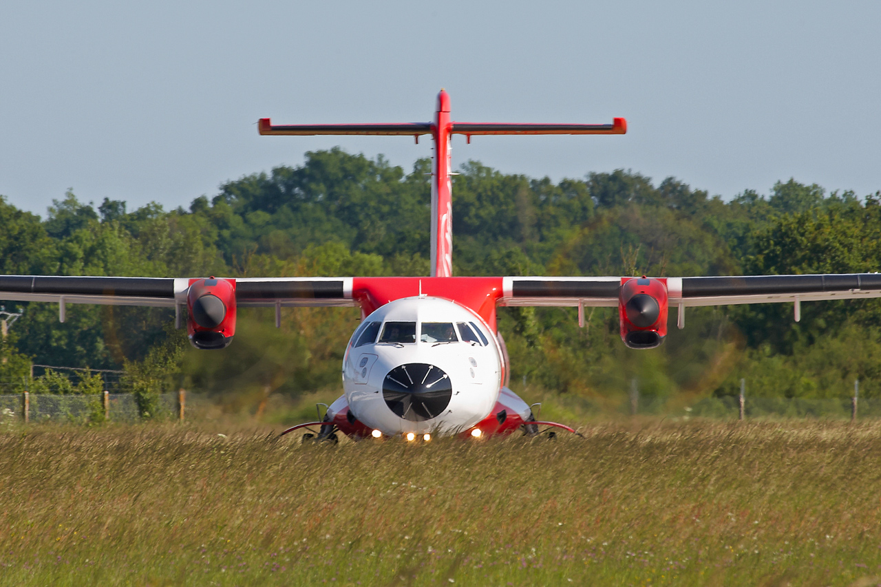 [01/06/2012] ATR 72-212 (EC-LNR) Helitt Líneas Aéreas Qgrl