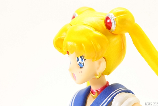 [Review] S.H. Figuarts Sailor Moon Pmtk