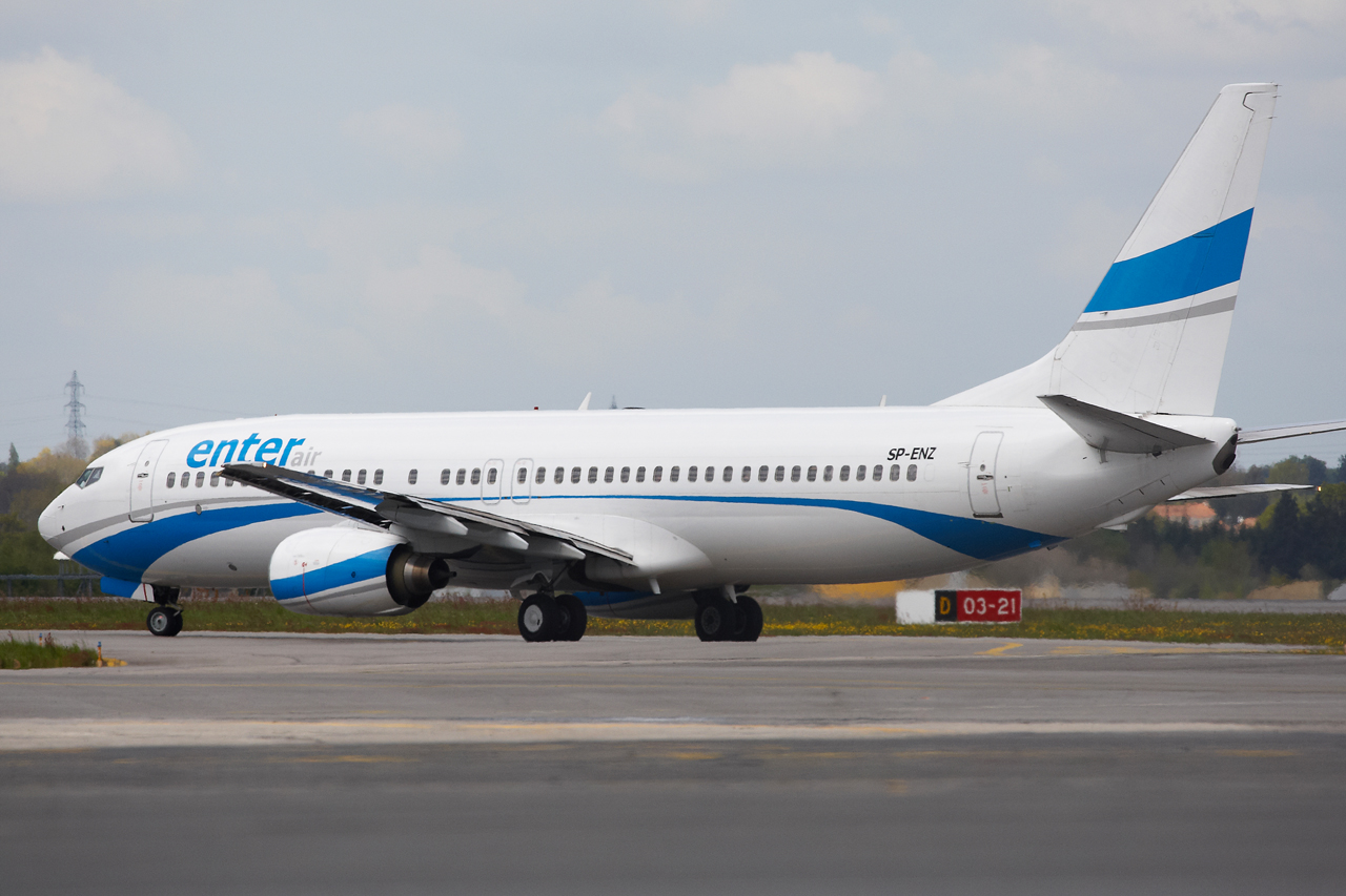 [15/04/2012] Boeing B737-800 (SP-ENZ) EnterAir 06dh