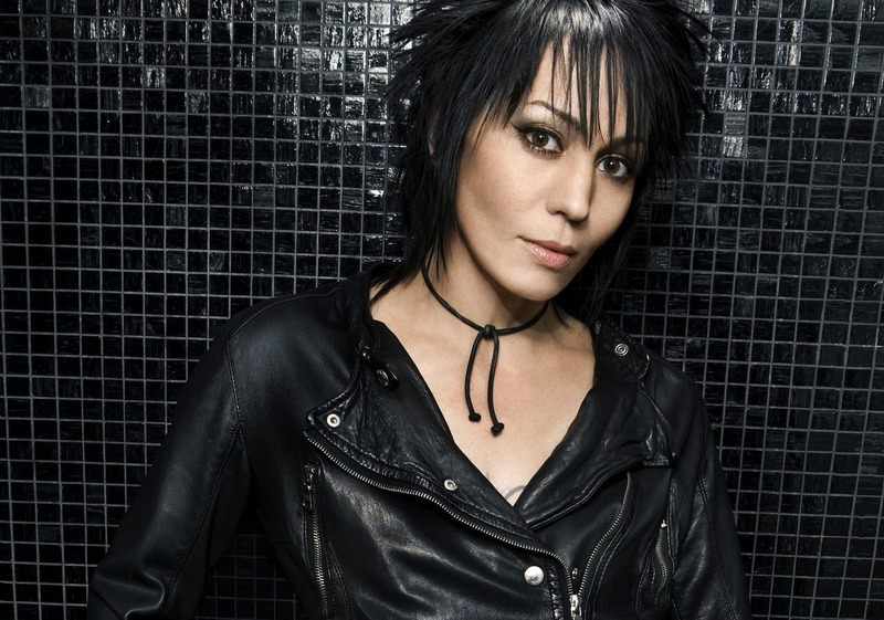 Joan Jett - Bad Reputation (1981) (Remastered 2014) WswyyW