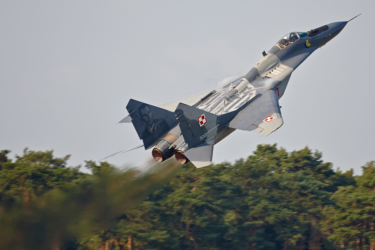 [12-14/09/2014]Meeting de Klein Brogel: Belgian Air Force Days... - Page 2 Iubxop