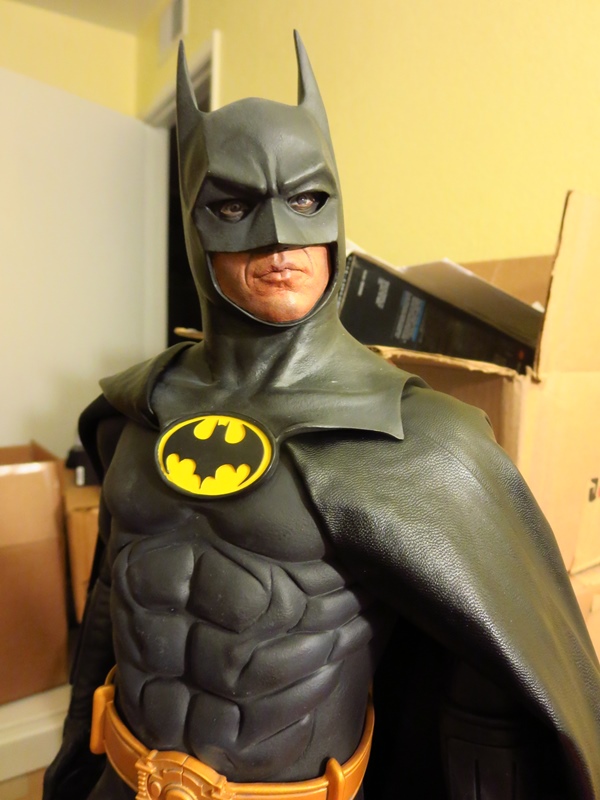 BATMAN MICHAEL KEATON  PREMIUM FORMAT FIGURE - Page 6 LYBeCT